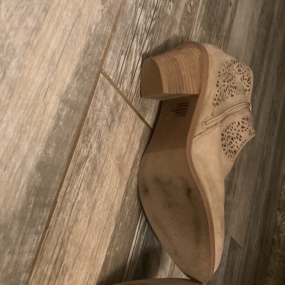 Olivia miller booties - Picture 6 of 7
